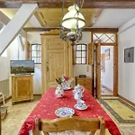 1 Bedroom Gorgeous In Apartamento