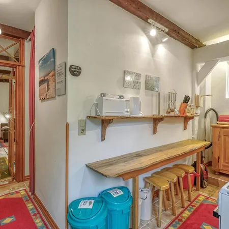 1 Bedroom Cozy In Apartament *