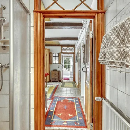 1 Bedroom Cozy In Galmsbull