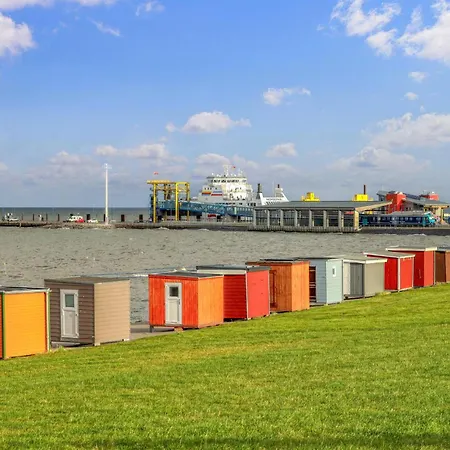 1 Bedroom Cozy In Apartament